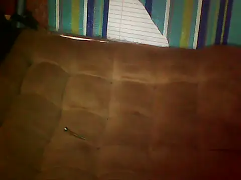 Snapshot of 20cmloiro chatting on 02-21-26, 08:05 20cmloiro online show from 02-21-26, 08:05