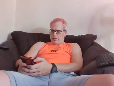 nerdy6 online show from 09-30-25, 04:13