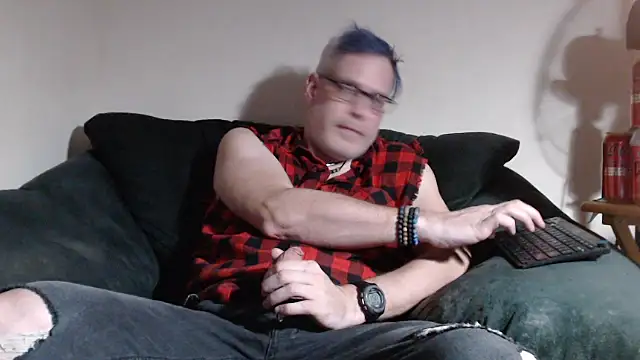 nerdy6 online show from 05-10-26, 03:54