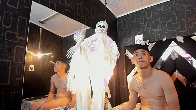 Liam and Barbie online show from 10-19-25, 03:42