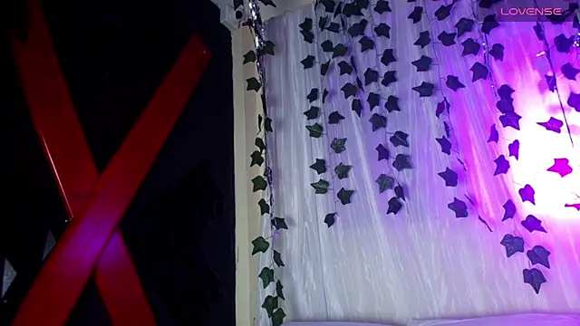 ivonne diaz1 online show from 11-25-25, 02:23