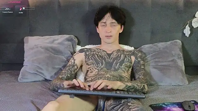 Snapshot of Martin_Jin chatting on 06-24-26, 08:24 Martin Jin online show from 06-24-26, 08:24