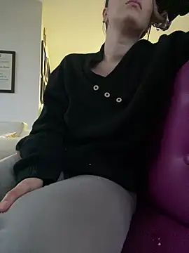 Megan colsom online show from 02-25-26, 11:15