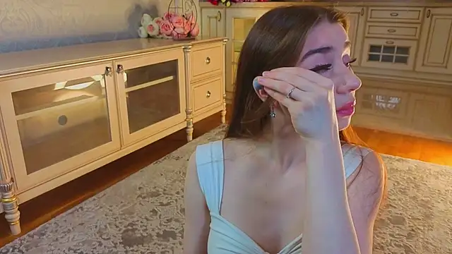 EadlinGillim online show from 11-18-25, 03:21