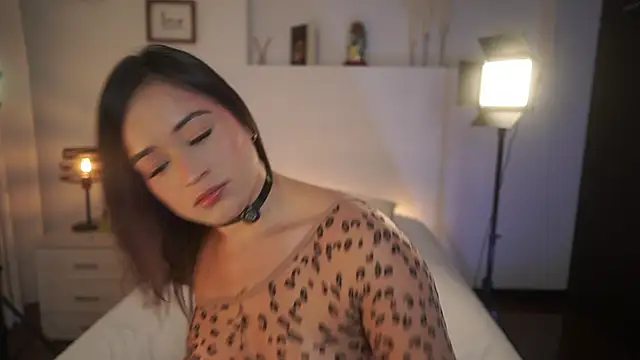 ximena cortez 03 online show from 05-18-26, 10:47