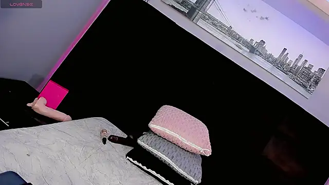 Snapshot of Baby-Isa chatting on 03-23-26, 06:02 Baby-Isa online show from 03-23-26, 06:02