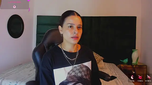 valerieMattson online show from 10-31-25, 03:08