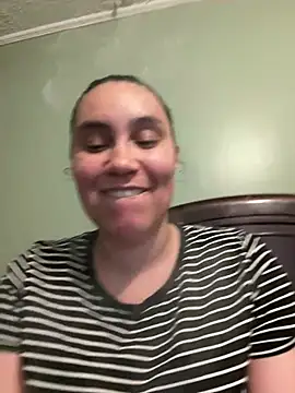 Snapshot of carlithefreak chatting on 07-13-26, 11:26 carlithefreak online show from 07-13-26, 11:26