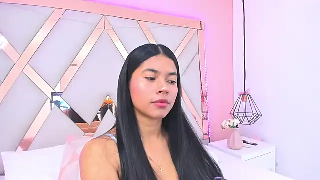 Snapshot of samantaa_shy chatting on 06-17-26, 03:28 samantaa shy online show from 06-17-26, 03:28