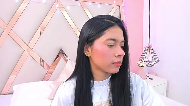 Snapshot of samantaa_shy chatting on 07-16-26, 12:29 samantaa shy online show from 07-16-26, 12:29