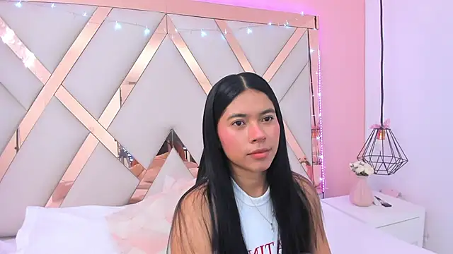Snapshot of samantaa_shy chatting on 07-19-26, 03:48 samantaa shy online show from 07-19-26, 03:48