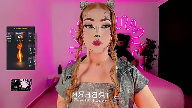 Abbygilx online show from 10-29-25, 04:44