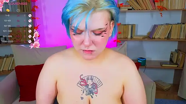 bluelunaray online show from 09-28-25, 10:44