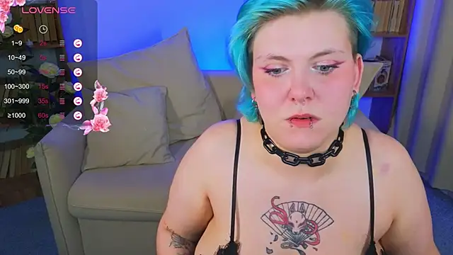 bluelunaray online show from 09-09-25, 02:21