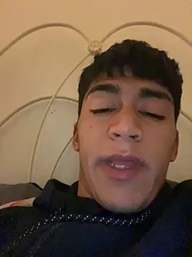 BadboyXXXMZ online show from 12-20-25, 07:33