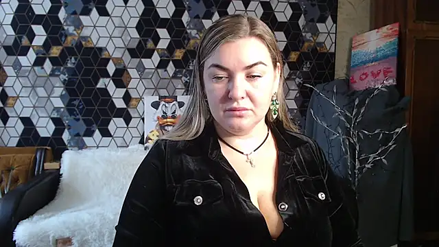 Snapshot of NikaSkylink chatting on 02-26-26, 05:18 NikaSkylink online show from 02-26-26, 05:18