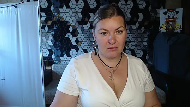 NikaSkylink online show from 05-28-26, 03:03