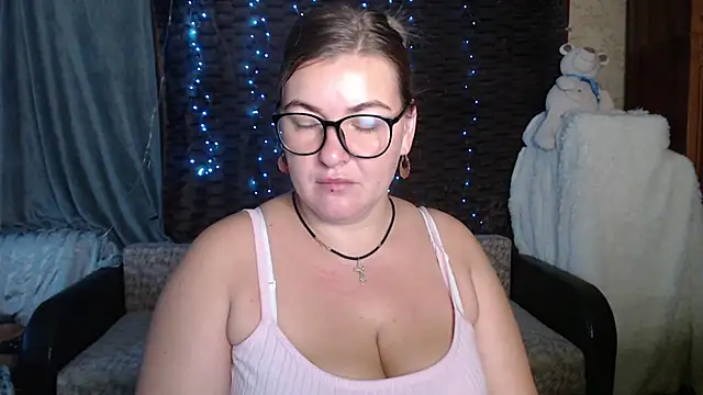 NikaSkylink online show from 10-28-25, 04:13