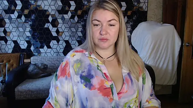 Snapshot of NikaSkylink chatting on 01-19-26, 05:11 NikaSkylink online show from 01-19-26, 05:11