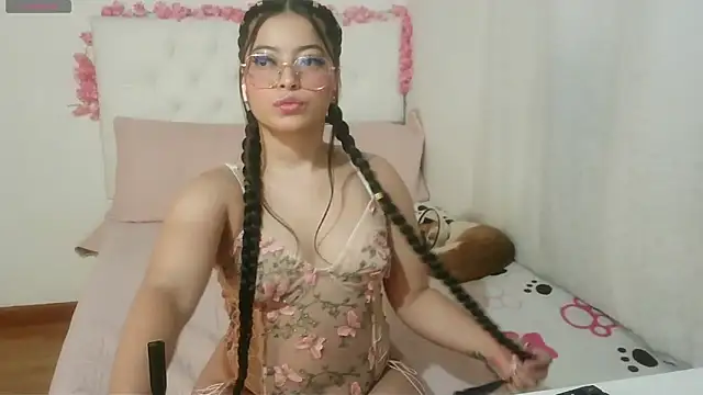 AbrilVelastegui7 online show from 11-17-25, 02:04