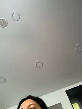 Liza Will online show from 10-17-25, 06:39