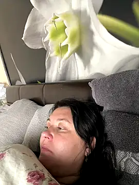 Liza Will online show from 11-27-25, 10:16