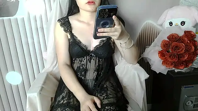 Emachiii online show from 11-17-25, 12:20