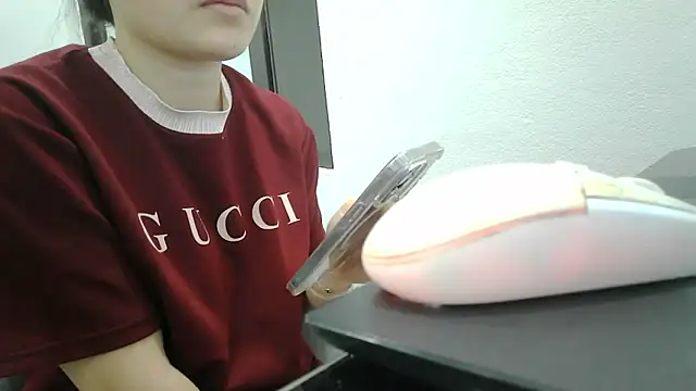 Emachiii online show from 04-19-26, 04:19