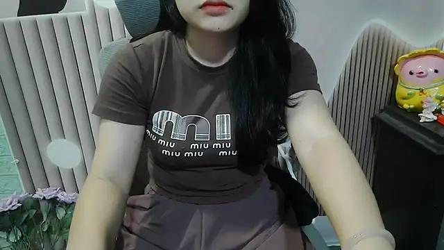 Emachiii online show from 10-12-25, 05:53