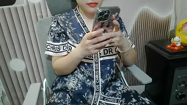 Emachiii online show from 09-26-25, 12:50