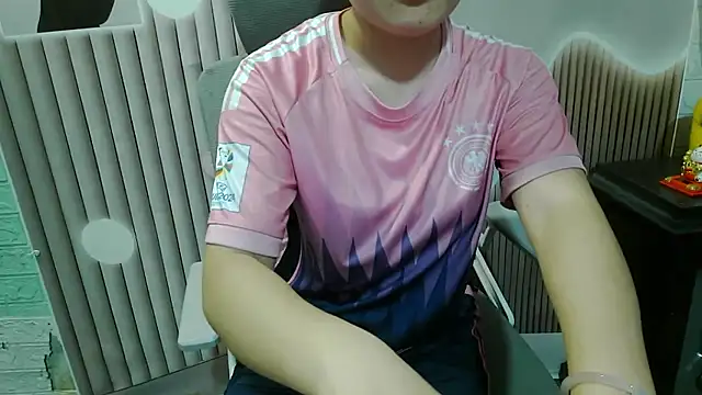 Emachiii online show from 09-23-25, 12:23