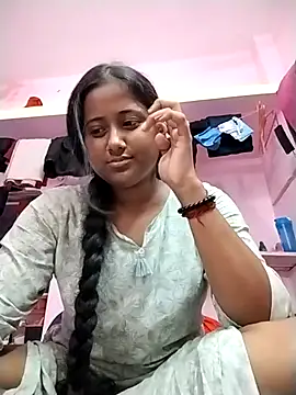 Snapshot of Fun__with__Prity chatting on 09-25-25, 06:03 Fun with Prity online show from 09-25-25, 06:03