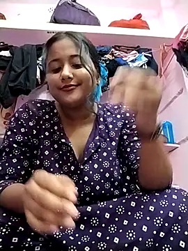 Snapshot of Fun__with__Prity chatting on 10-30-25, 06:16 Fun with Prity online show from 10-30-25, 06:16