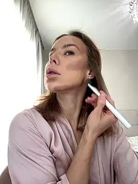 Ashley Roys online show from 11-16-25, 09:58