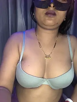 Nightgirl007 online show from 06-10-26, 06:53