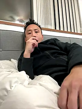 Snapshot of vallent970 chatting on 11-02-25, 08:19 vallent970 online show from 11-02-25, 08:19