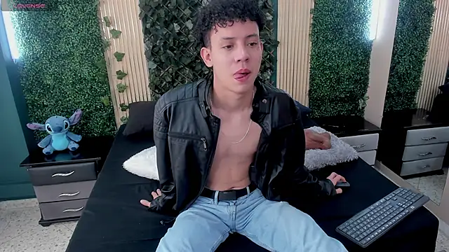 JoseLucian online show from 12-17-25, 06:46