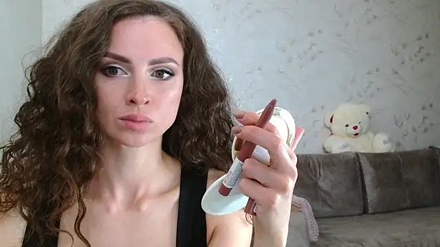 Amber Carrol online show from 04-20-26, 05:36