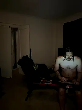 Snapshot of KingKevo27 chatting on 10-06-25, 02:40 KingKevo27 online show from 10-06-25, 02:40