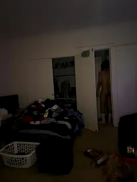 Snapshot of KingKevo27 chatting on 11-21-25, 12:42 KingKevo27 online show from 11-21-25, 12:42