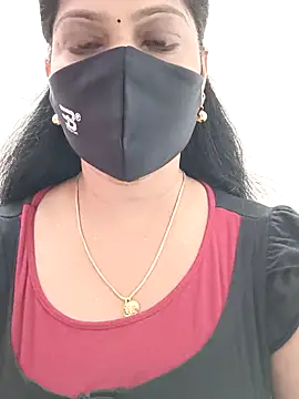 shivani27 online show from 09-10-25, 09:41