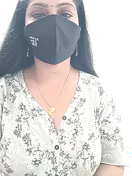 shivani27 online show from 04-26-26, 08:00