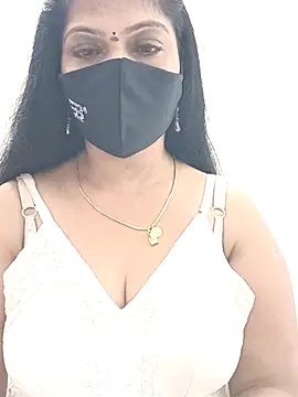 shivani27 online show from 04-12-26, 02:15