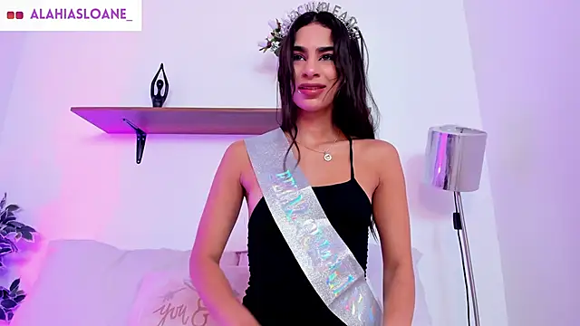 AlahiaSloane online show from 10-27-25, 11:33