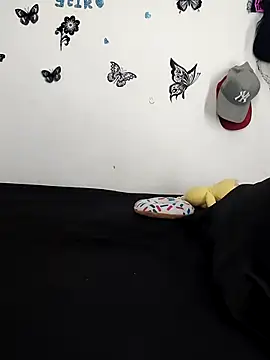 AntonelaMorriz online show from 12-15-25, 08:53