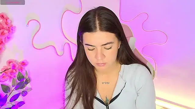 Snapshot of Stepha_babe chatting on 03-29-26, 02:02 Stepha babe online show from 03-29-26, 02:02