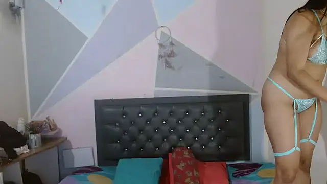 Snapshot of Adut_Akech chatting on 06-23-26, 12:47 Adut Akech online show from 06-23-26, 12:47