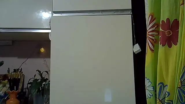 Krystal 82 online show from 10-26-25, 03:23