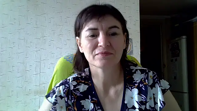 Krystal 82 online show from 09-12-25, 08:03