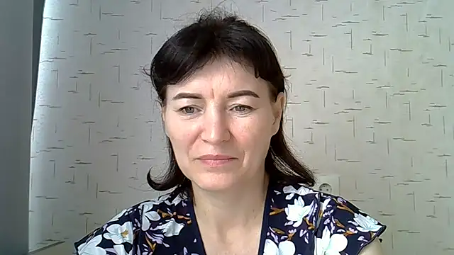 Krystal 82 online show from 09-27-25, 10:10